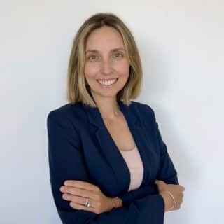 Headshot: Stephanie Vrakas Bagshaw, CEO of TIMAC AGRO USA